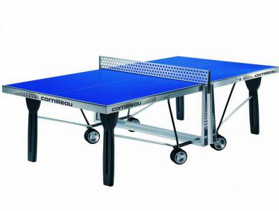 Компетишн 540.jpg Теннисный стол профессиональный Cornilleau Competition 540 Indoor Турнирный теннисный стол Cornillea Competition 540.
Безопасный и удобный механизм складывания.
Столешница ДСП: 22 мм.
Нержавеющая, прочная конструкция рамы из оцинковоной стали.
Вес 97 кг.
Размеры в рабочем состоянии: (дл) 274 см x (шир) 152.5 см x (выс) 76 см.
В сложенном виде: (дл) 75 см x (шир) 152.5 см x (выс) 183 см.