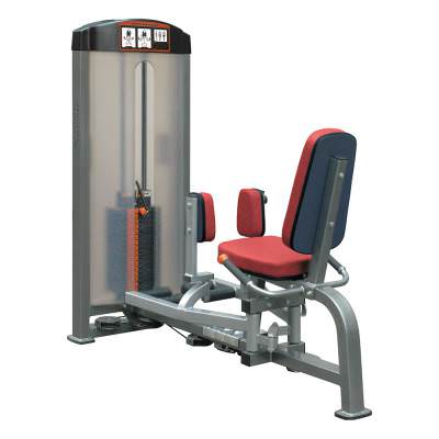 Сведение/разведение ног 200 Aerofit IF8116 Сведение/разведение ног 200 Aerofit IF8116 Новая линия профессионального спортивного оборудования AEROFIT IF LINE – это качественные, надёжные и недорогие тренажёры, которые разработаны специально для фитнес центров и спортивных залов американскими специалистами. Каждая единица оборудования выполнены в соответствии с последними технологиями и мировыми стандартами безопасности.
Спортивное оборудование серии IF обладает рядом преимуществ. Они не только комфортны в эксплуатации, но и удобны при транспортировке и установке. Тренажёры доставляются клиентам в разобранном состоянии, поэтому их можно без лишних усилий занести в помещение.
Каждый тренажёр обладает плавным обтекаемым профилем.