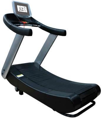 Профессиональная беговая дорожка Reactor Athletics R-510 Профессиональная&nbsp; беговая дорожка Reactor со встроенным генератором и дискретной беговой поверхностью представляет собой новую концепцию беговых дорожек. Дискретная беговая поверхность, состоящая из большого количества обрезиненных&nbsp; пружинящих планок исключает негативный эффект от ударов по твердой поверхности, свойственный традиционным&nbsp; беговым дорожкам, а встроенный генератор обеспечивает работу компьютера дорожки, не требуя подключения к электропитанию или батареек. Изогнутая поверхность беговой дорожки повторяет траекторию движения стопы бегуна, что позволяет вам свободно управлять скоростью, ускоряться или замедляться с любой необходимой степенью интенсивности.
Ограничение скорости: 5 &ndash; 25 км/ч.
Беговая поверхность: 150 х 43 см.
Количество программ: 14.
Дисплей: LCD, монохромный.
Максимальный вес пользователя: 230 кг.
Габариты (ДхШхВ): 170 &times; 88 &times; 170 см
