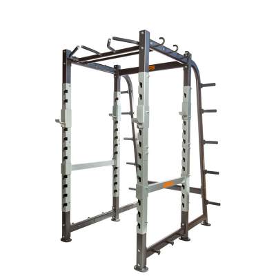 Силовая рама Aerofit А21 Силовая рама Aerofit А21 Надёжная и прочная структура тренажёра.
Сменные оцинкованные скобы U-образной формы создают максимальную защиту.
Тренажёр оснащён страховочными ограничителями, покрытыми противокоррозионным материалом.
Специальные крепления позволяют создавать постепенное увеличение нагрузки при выполнении упражнений.
Вес: 298 кг.
Размеры: 192,0х165,0х245,0 см.