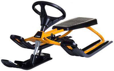 Снегокат Stiga Snowracer Classic Pro 73-4112-04 Снегокат Stiga Snowracer Classic Pro.

Возраст: 5 +.
Рост, см: 120 +.
Максимальная нагрузка : 100 кг.
Рама: из стали.
Тормоз: ножной.
Сиденья: пластик.
Лыжи: карвинговая (закругленная, можно ехать "задом - наперед").
Руль: спортивный с нескользящими накладками.
Трос буксировки: автоматически складывающийся.
